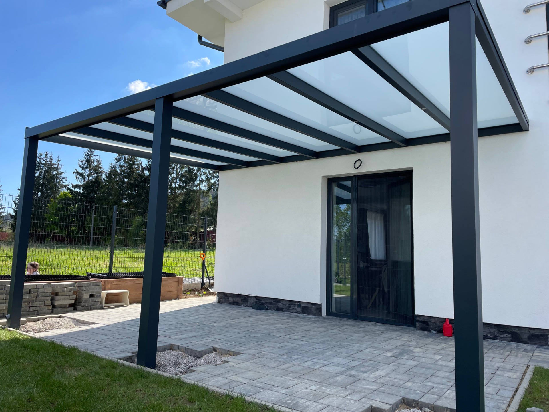 Pergoly a zimné záhrady